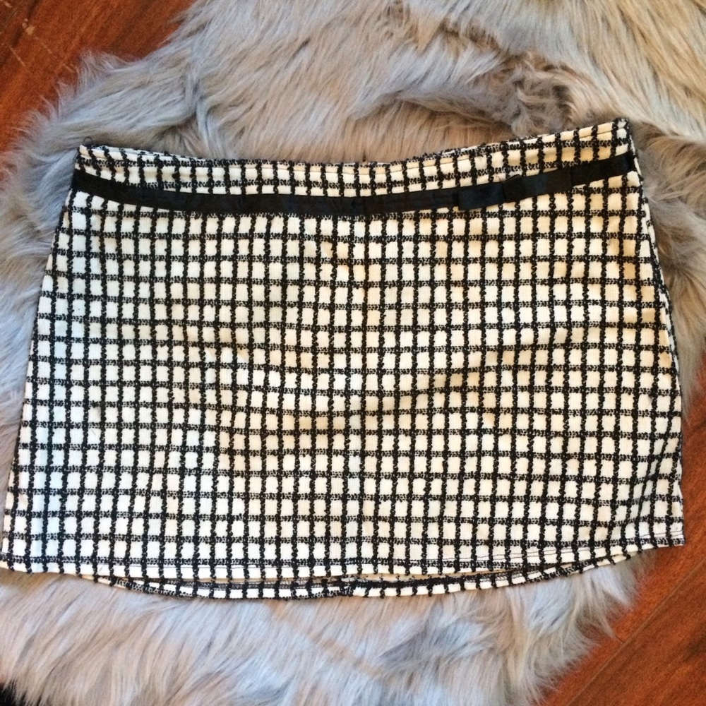 Xhileration Black and White Checkered Mini Skirt
